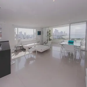  Apartamento 2tc19 Apartamento De 2 Alcobas Frente Al Mar Con Aire Acondicionado Y Wifi Para 6 Pesronas